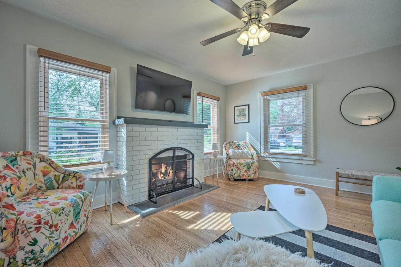 Benton Harbor Gracie Cottage With Hot Tub And Yard! Exterior photo